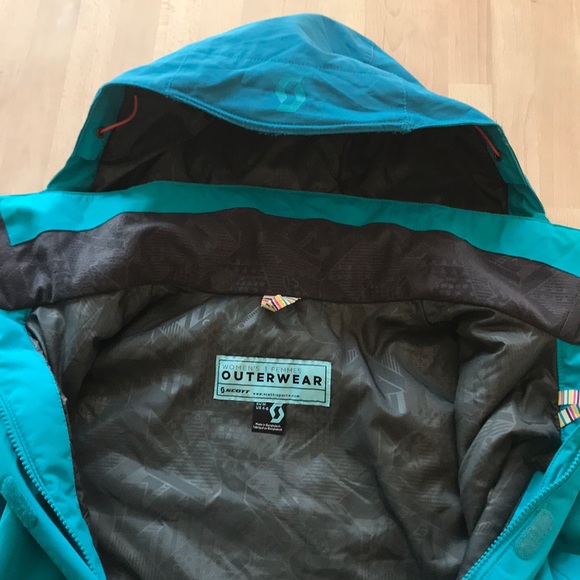 Winter / ski coat - Picture 3 of 8